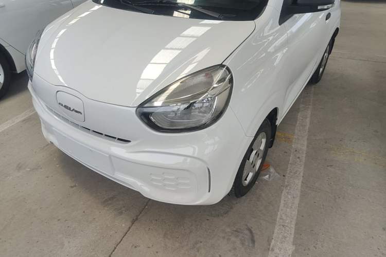 Used Roewe Clever 2021 302 km New Four-Seater Super-Efficient Version Left Front Headlight