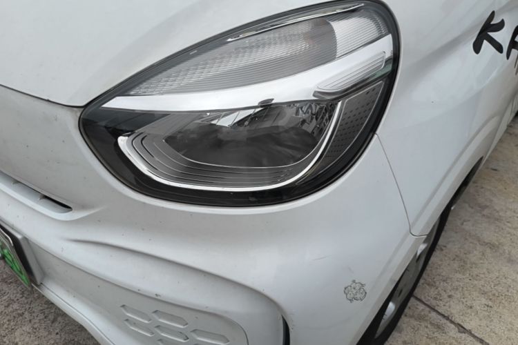 Used Roewe Clever 2021 302 km New Four-Seater Super-Efficient Version Left Front Headlight