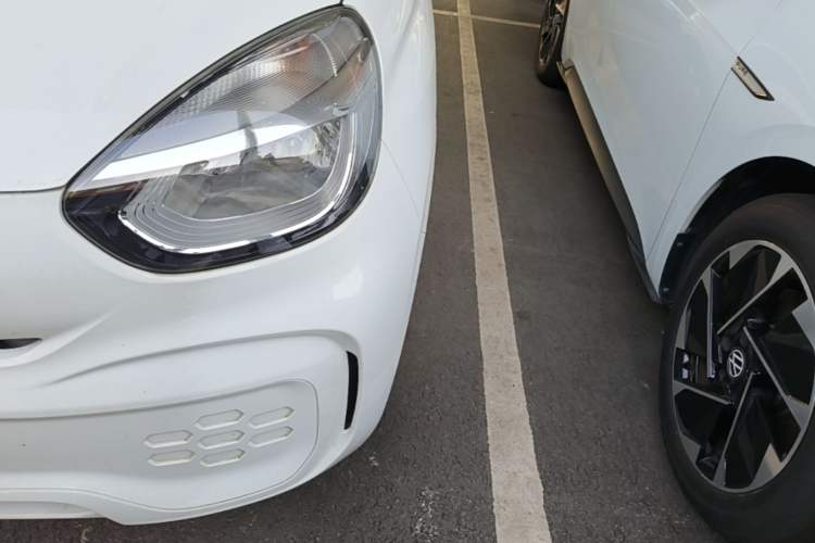 Used Roewe Clever 2021 302km Excellence Edition Left Front Headlight