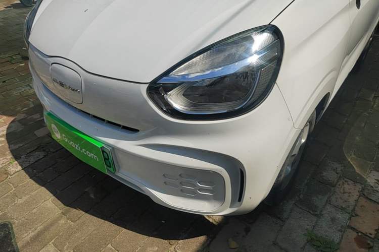 Used Roewe Clever 2021 302 km New Four-Seater Super-Efficient Version Left Front Headlight