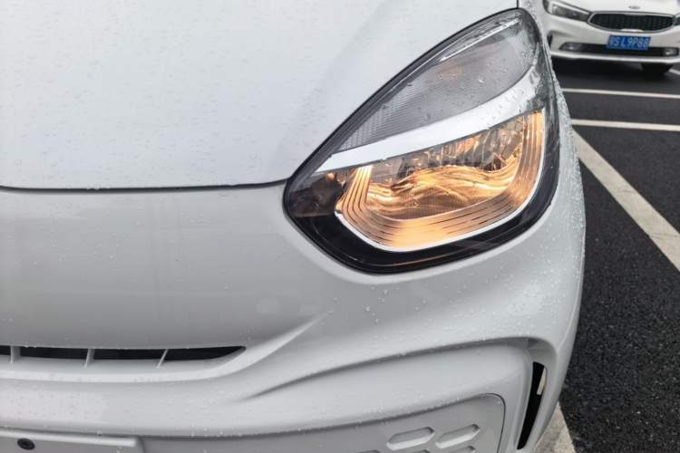 Used Roewe Clever 2021 302km All-Round Version Left Front Headlight
