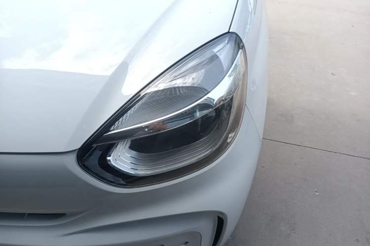 Used Roewe Clever 2021 302km All-Round Version Left Front Headlight