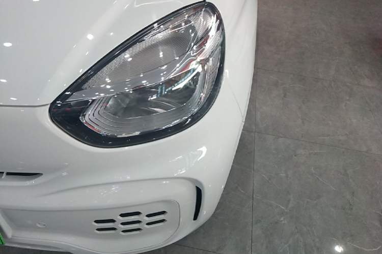 Used Roewe Clever 2021 302km All-Round Version Left Front Headlight