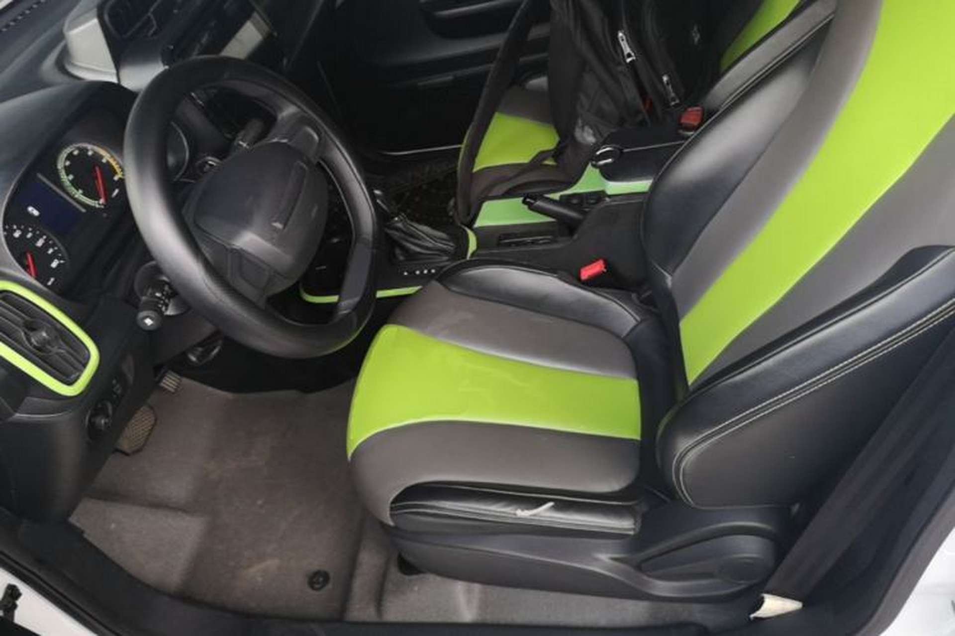 Used Roewe Clever 2021 302km All-Round Version Left Front Seat