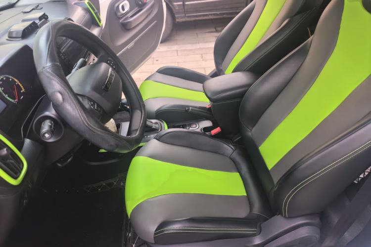 Used Roewe Clever 2021 302km All-Round Version Left Front Seat