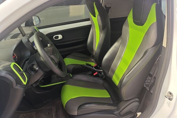 Used Roewe Clever 2021 302km All-Round Version Left Front Seat