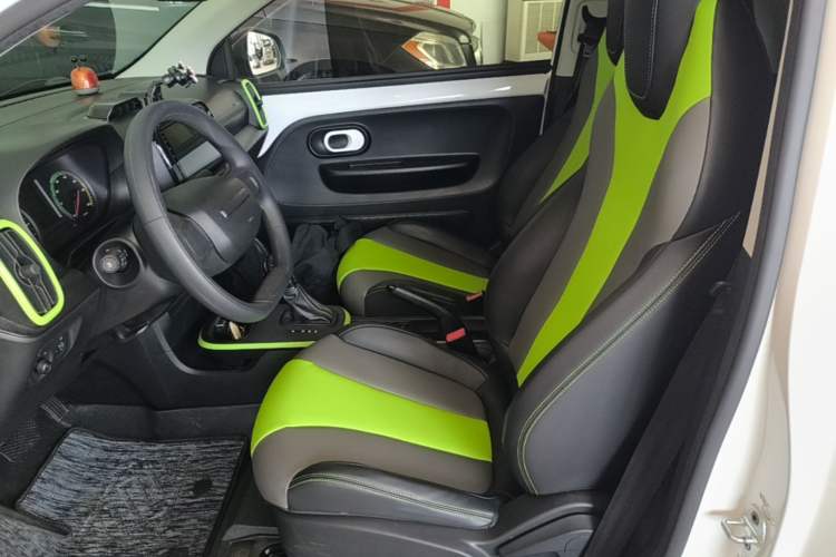 Used Roewe Clever 2021 302km All-Round Version Left Front Seat