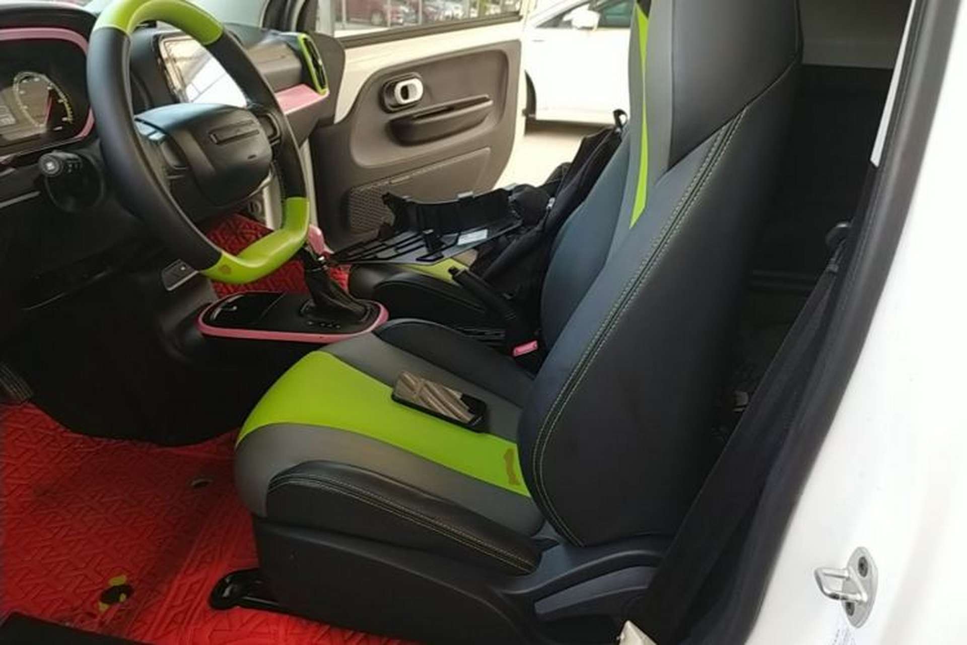 Used Roewe Clever 2021 302km Excellence Edition Left Front Seat