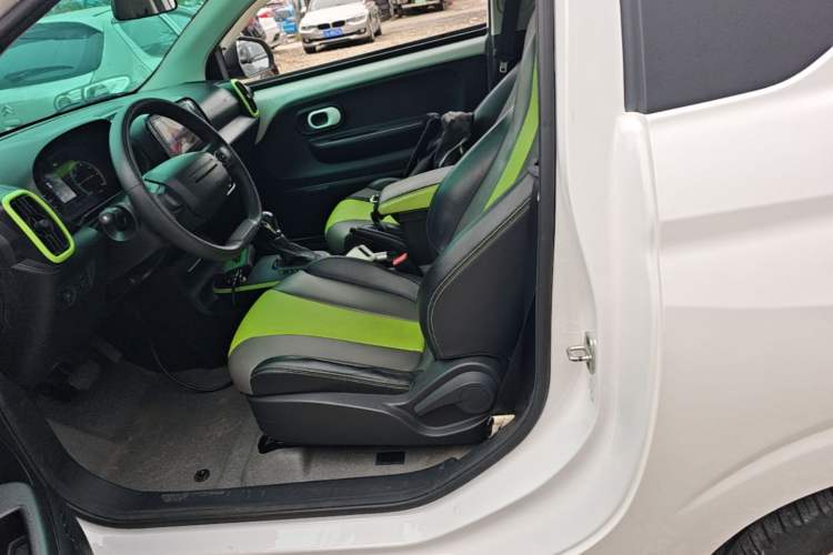 Used Roewe Clever 2021 302km Excellence Edition Left Front Seat