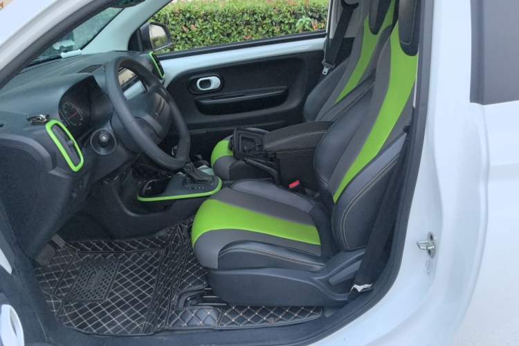 Used Roewe Clever 2021 302km All-Round Version Left Front Seat