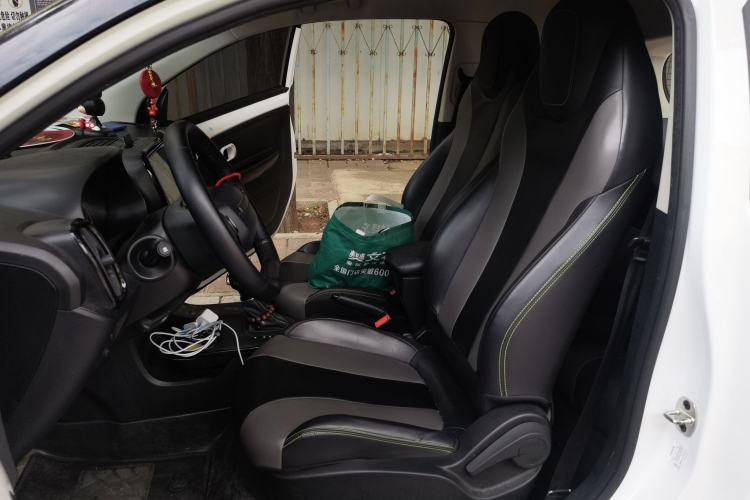 Used Roewe Clever 2021 302km All-Round Version Left Front Seat