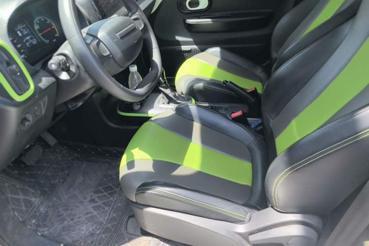 Used Roewe Clever 2021 302km All-Round Version Left Front Seat