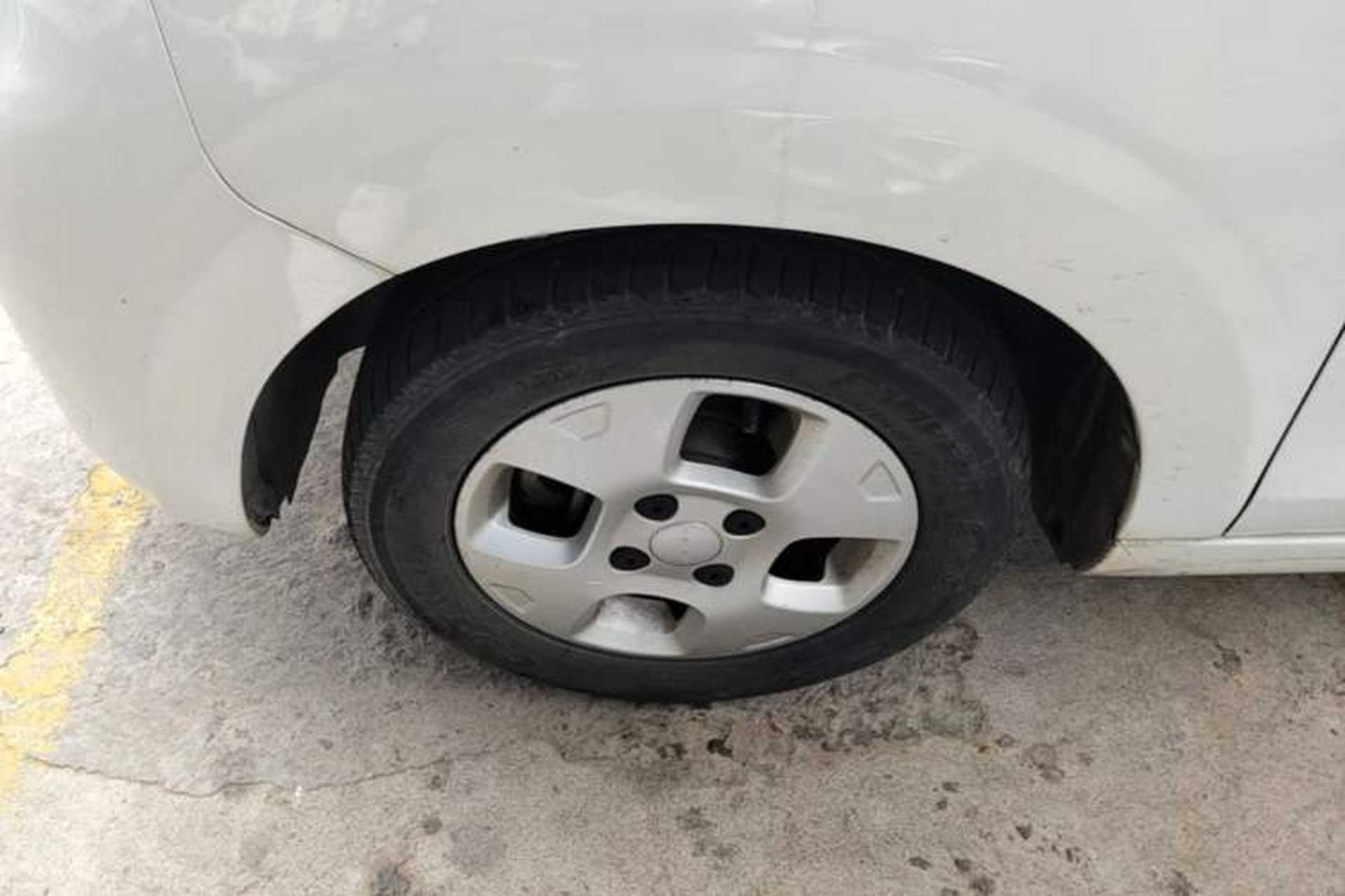 Used Roewe Clever 2021 302km All-Round Version Left Front Wheel Hub