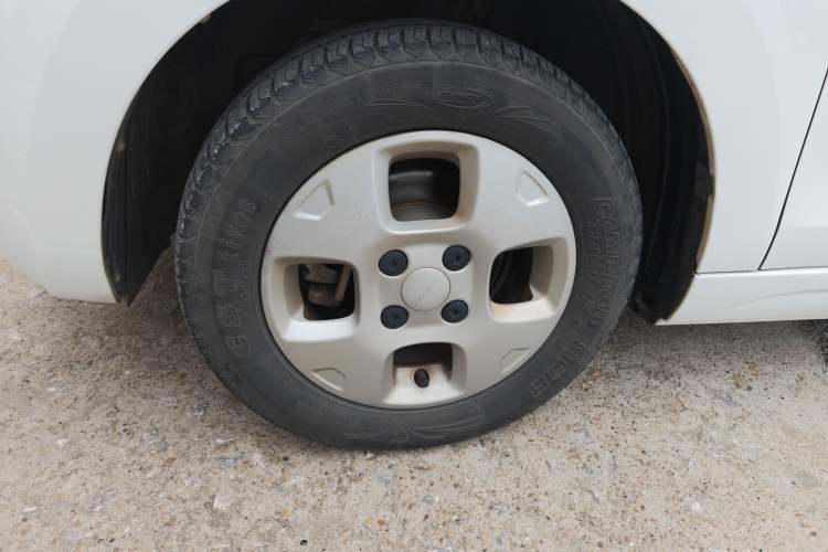 Used Roewe Clever 2021 302km Excellence Edition Left Front Wheel Hub