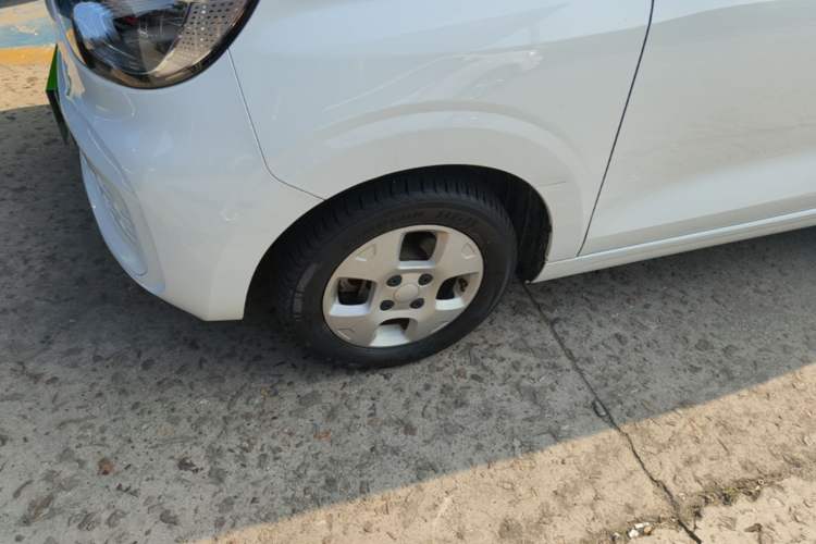 Used Roewe Clever 2021 302km Excellence Edition Left Front Wheel Hub