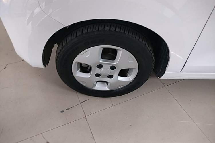 Used Roewe Clever 2021 302km Excellence Edition Left Front Wheel Hub