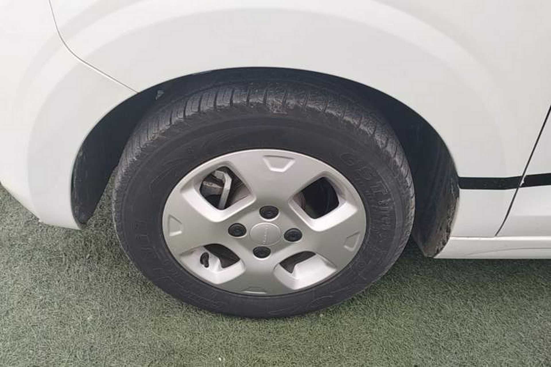 Used Roewe Clever 2021 302km All-Round Version Left Front Wheel Hub
