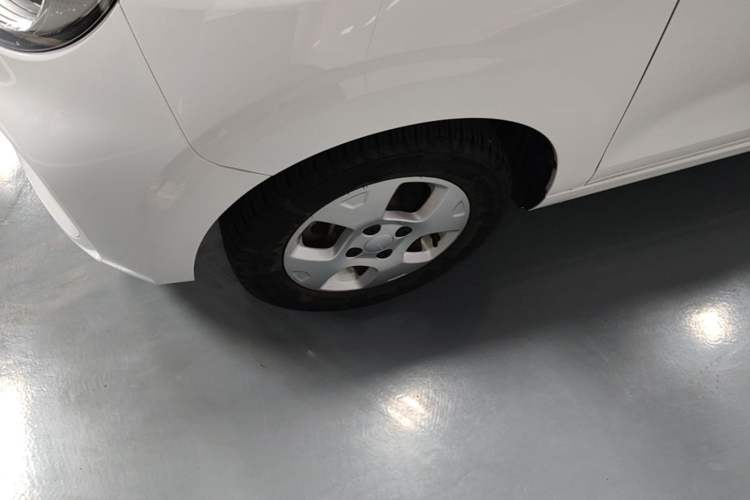 Used Roewe Clever 2021 302km Excellence Edition Left Front Wheel Hub