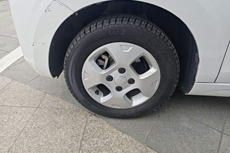 Used Roewe Clever 2021 302km Excellence Edition Left Front Wheel Hub