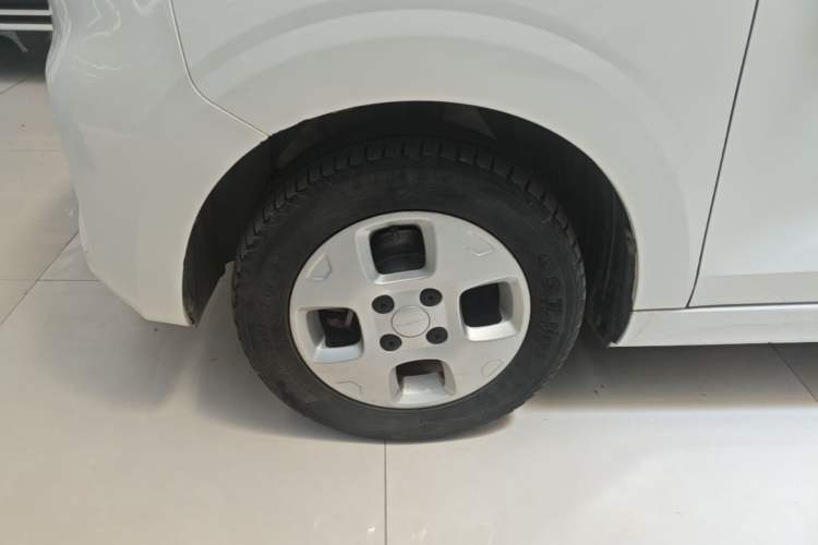 Used Roewe Clever 2021 302km All-Round Version Left Front Wheel Hub