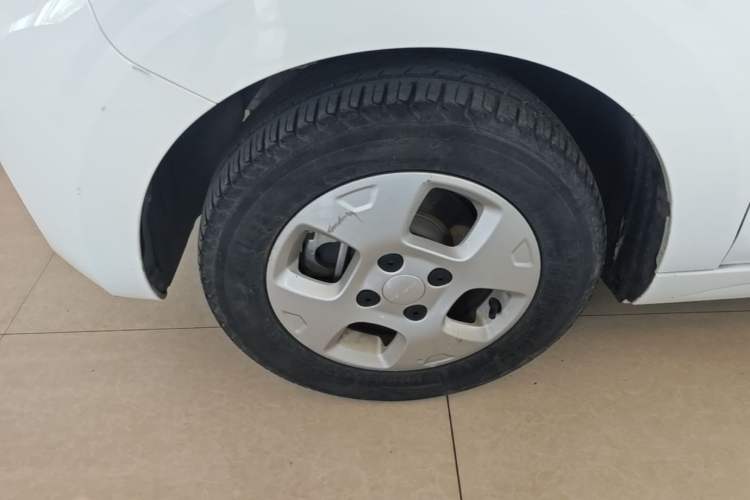 Used Roewe Clever 2021 302km All-Round Version Left Front Wheel Hub