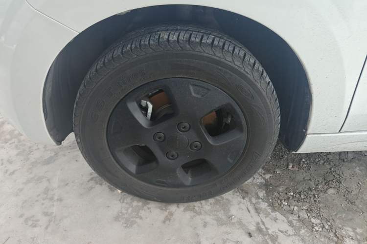 Used Roewe Clever 2021 302km All-Round Version Left Front Wheel Hub