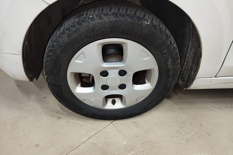 Used Roewe Clever 2021 302km Excellence Edition Left Front Wheel Hub