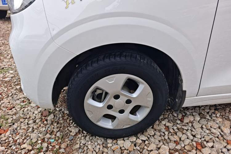 Used Roewe Clever 2021 302km Excellence Edition Left Front Wheel Hub