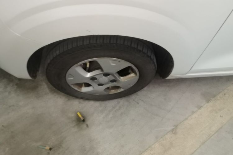 Used Roewe Clever 2021 302km Excellence Edition Left Front Wheel Hub