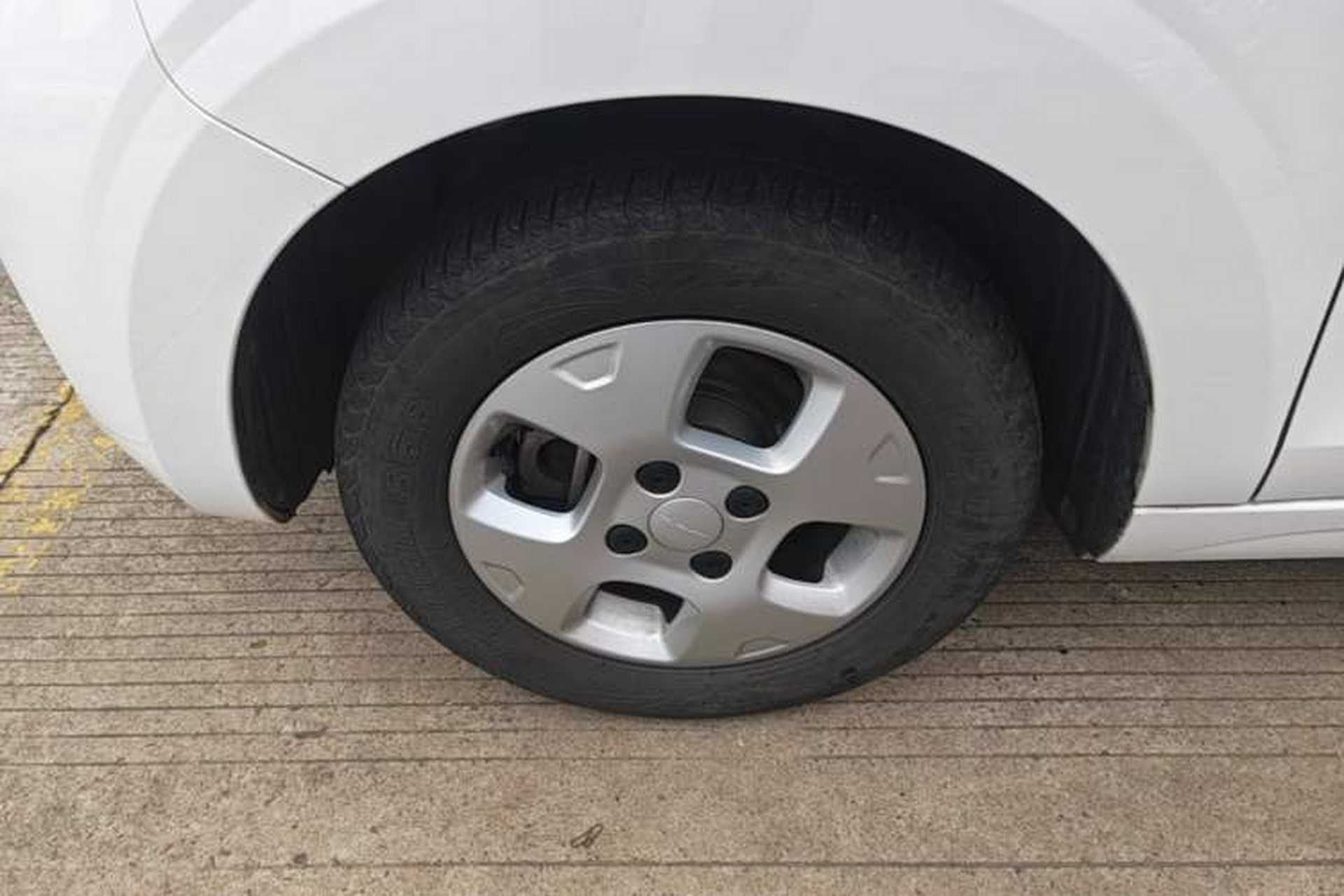 Used Roewe Clever 2021 302km All-Round Version Left Front Wheel Hub
