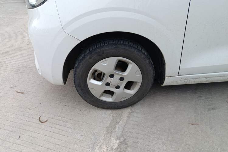 Used Roewe Clever 2021 302km Excellence Edition Left Front Wheel Hub