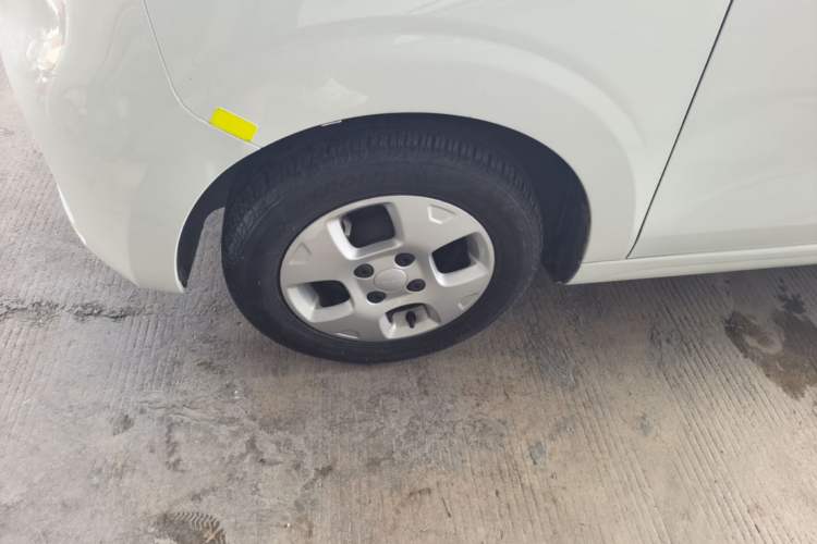 Used Roewe Clever 2021 302km Excellence Edition Left Front Wheel Hub