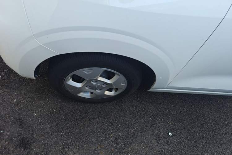 Used Roewe Clever 2021 302km All-Round Version Left Front Wheel Hub