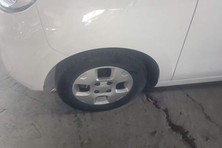 Used Roewe Clever 2021 302km Excellence Edition Left Front Wheel Hub