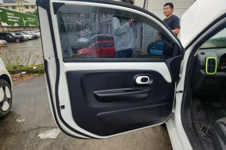 Used Roewe Clever 2021 302km All-Round Version Left Rear Door Interior