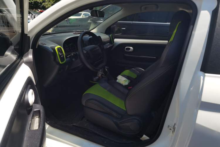 Used Roewe Clever 2021 302km Excellence Edition Left Rear Seat