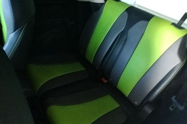 Used Roewe Clever 2021 302 km New Four-Seater Super-Efficient Version Left Rear Seat
