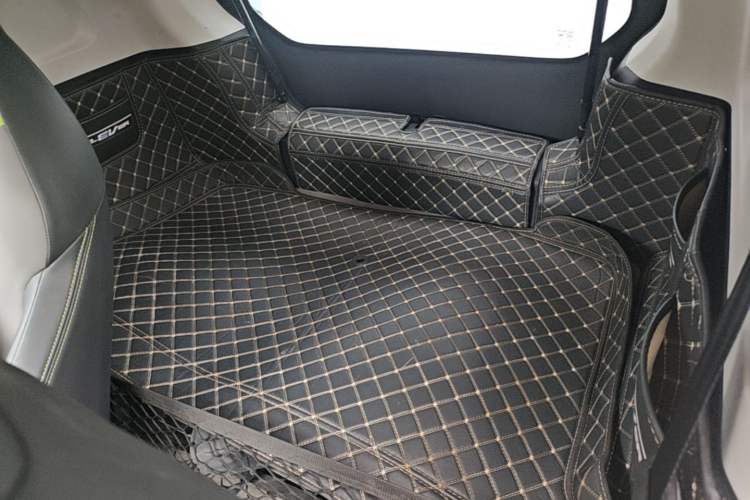 Used Roewe Clever 2021 302km Excellence Edition Left Rear Seat