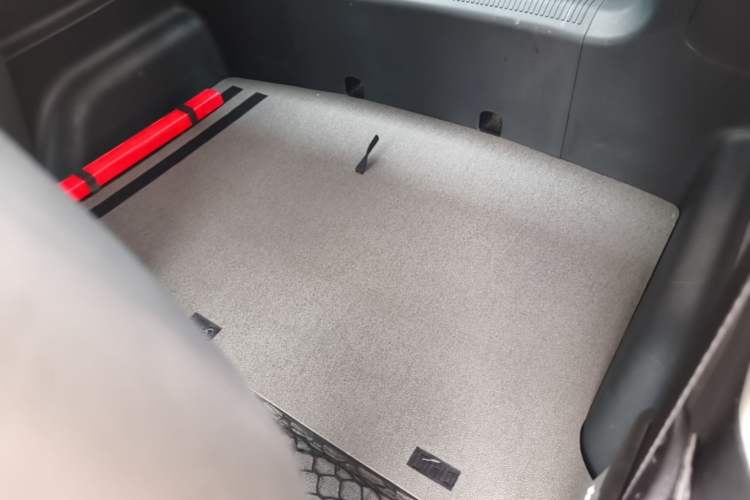 Used Roewe Clever 2021 302km Excellence Edition Left Rear Seat