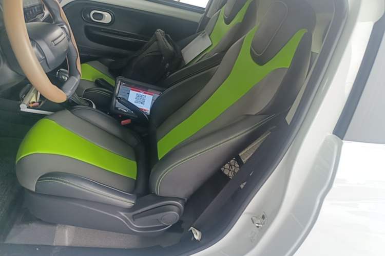 Used Roewe Clever 2021 302km Excellence Edition Left Rear Seat