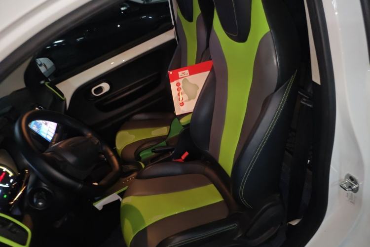 Used Roewe Clever 2021 302km All-Round Version Left Rear Seat
