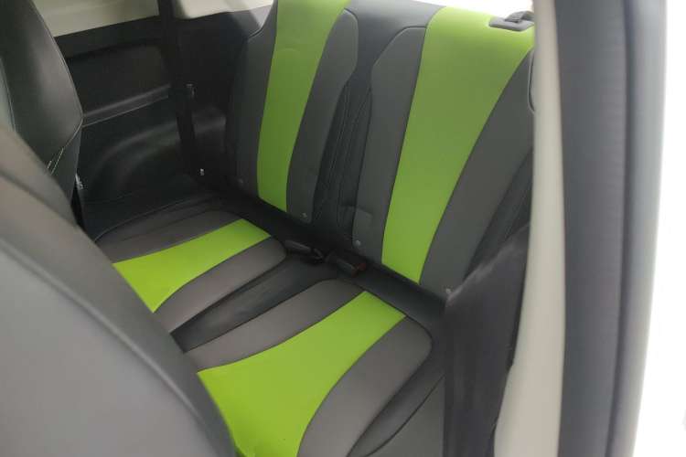 Used Roewe Clever 2021 302 km New Four-Seater Super-Efficient Version Left Rear Seat