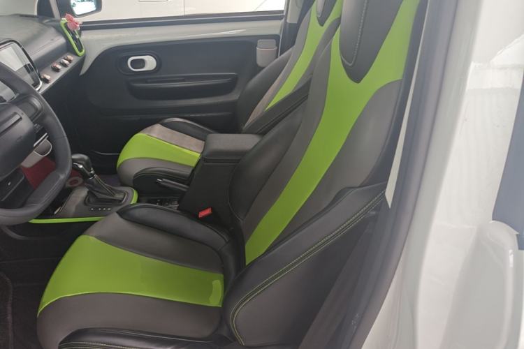 Used Roewe Clever 2021 302km All-Round Version Left Rear Seat