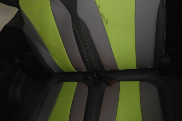 Used Roewe Clever 2021 302 km New Four-Seater Super-Efficient Version Left Rear Seat
