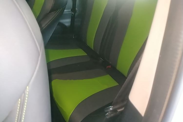 Used Roewe Clever 2021 302 km New Four-Seater Super-Efficient Version Left Rear Seat