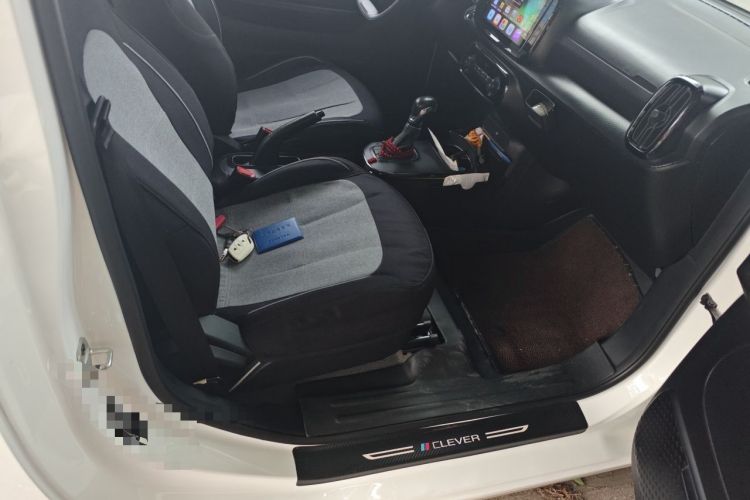 Used Roewe Clever 2021 302km All-Round Version Left Rear Seat