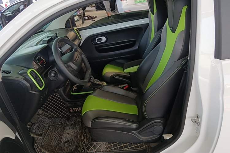 Used Roewe Clever 2021 302km Excellence Edition Left Rear Seat