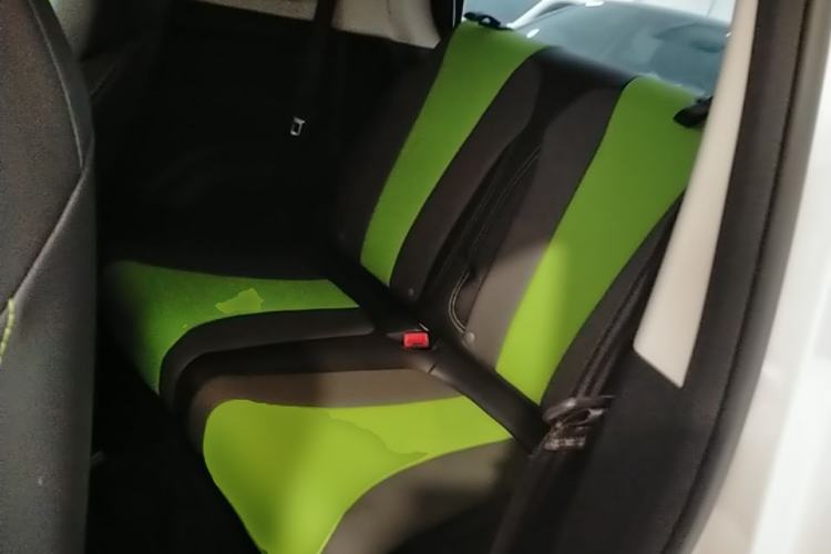 Used Roewe Clever 2021 302 km New Four-Seater Super-Efficient Version Left Rear Seat