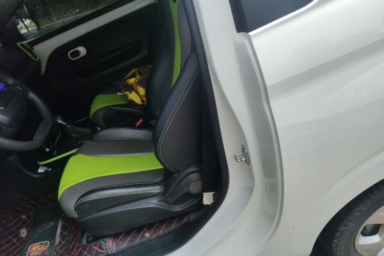 Used Roewe Clever 2021 302km All-Round Version Left Rear Seat