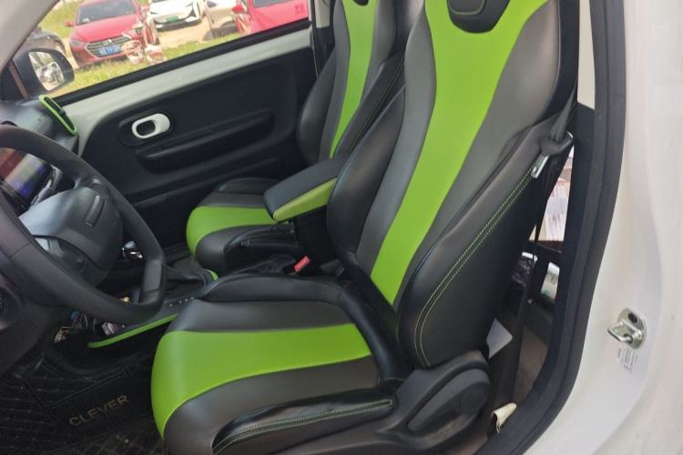 Used Roewe Clever 2021 302km All-Round Version Left Rear Seat